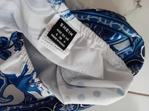 Ensemble Bleu Et Blanc