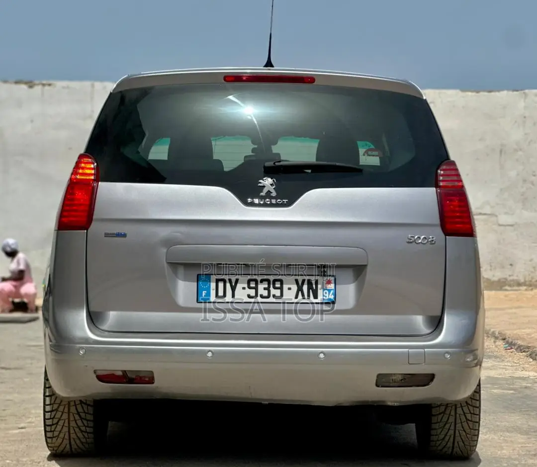Peugeot 5008 2016 Gris