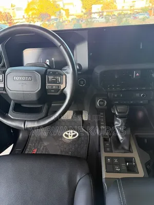 Toyota Land Cruiser Prado 2025 Noir