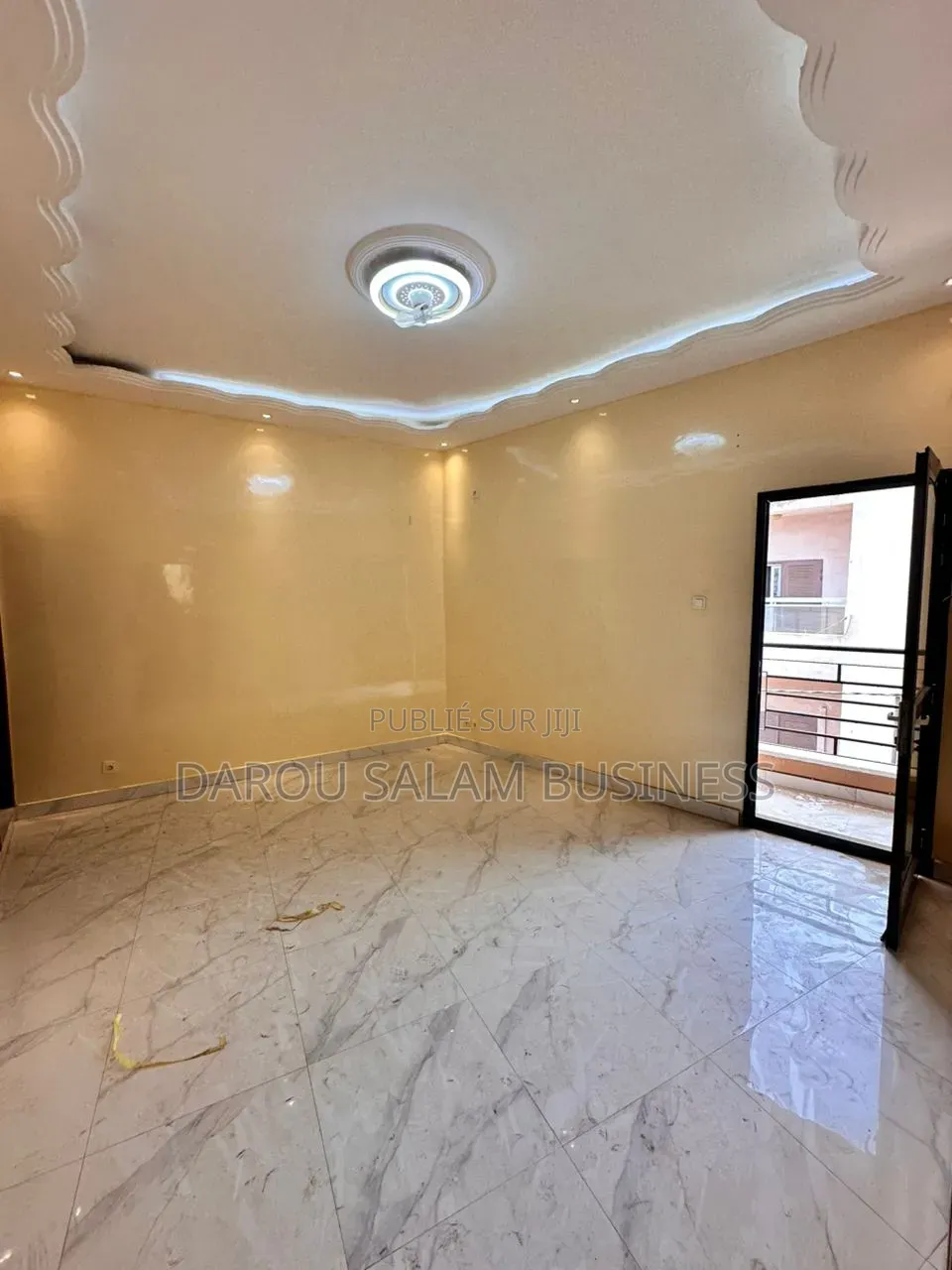 3chbre Appartement dans Cité Mortada, Yoff à Louer
