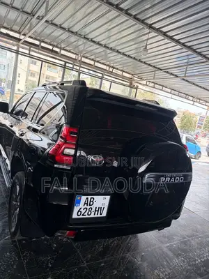 Toyota Land Cruiser Prado 2019 Noir