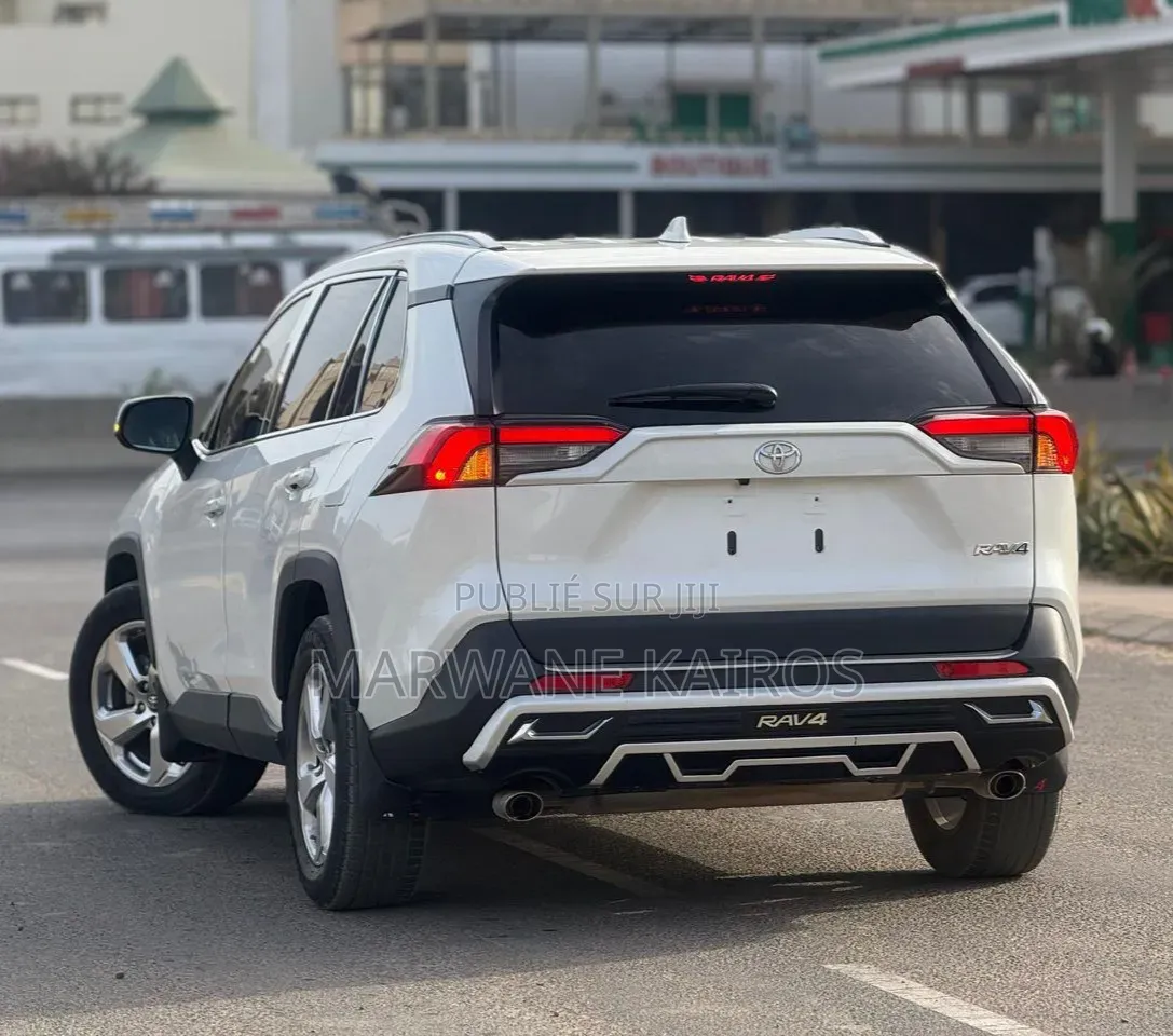 Toyota RAV4 2021 Autre
