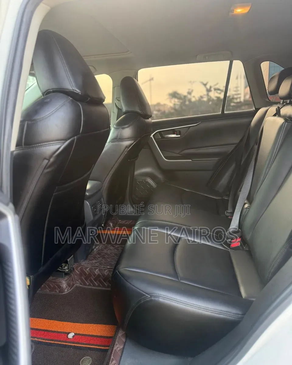 Toyota RAV4 2021 Autre