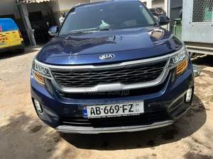 Kia Seltos 2020 Bleu