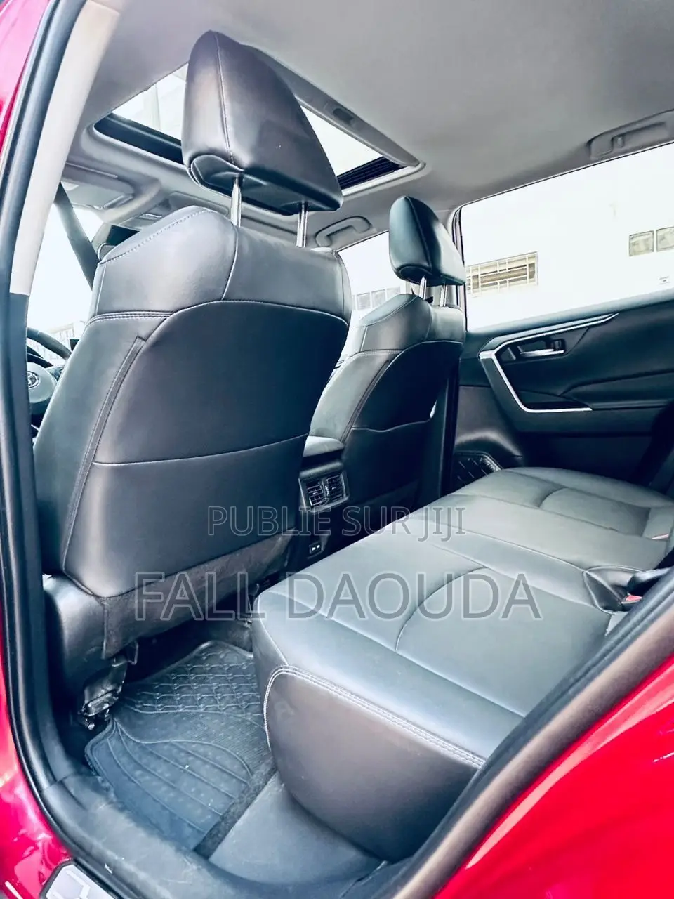 Toyota RAV4 2022 Rouge