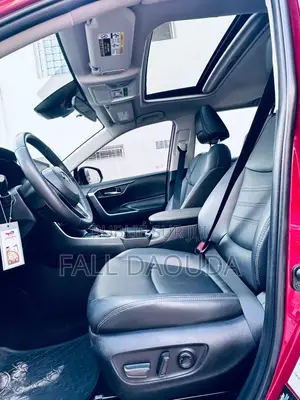 Toyota RAV4 2022 Rouge