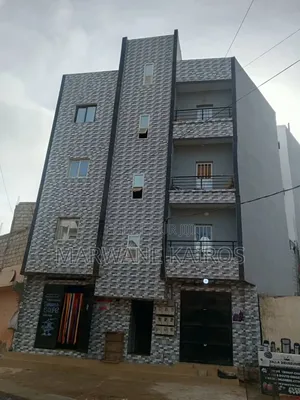 Immeuble Neuf À Keur Mbaye Fall