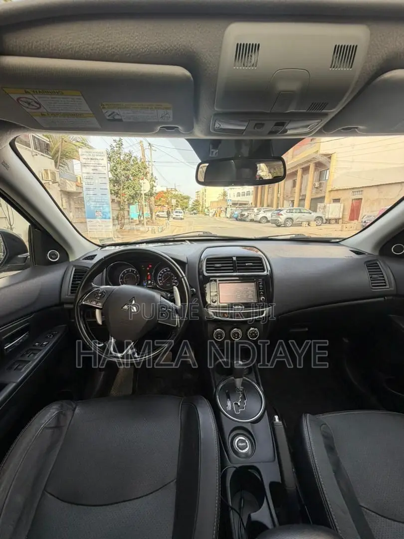 Mitsubishi RVR 2017 Noir