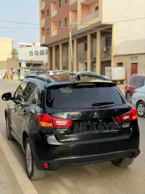 Mitsubishi RVR 2017 Noir