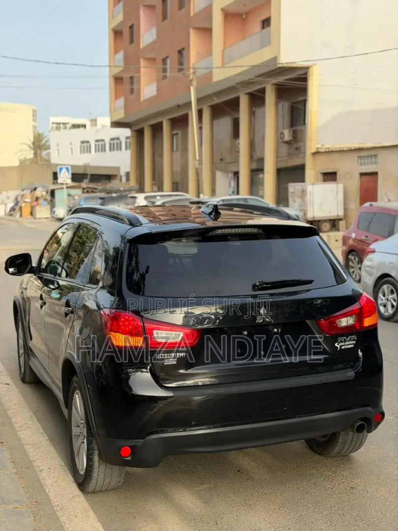 Mitsubishi RVR 2017 Noir