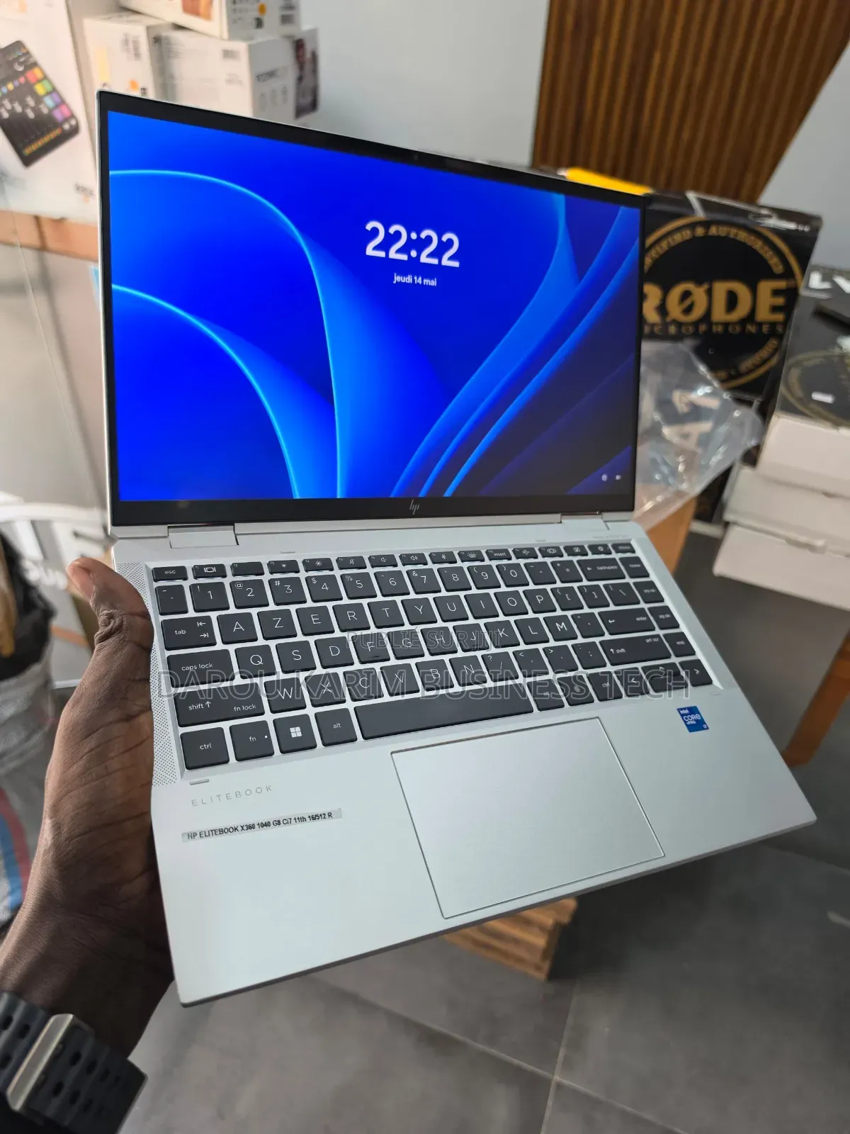 Nouveau HP EliteBook 1040 G8 16GB Intel Core i7 SSD 512GB