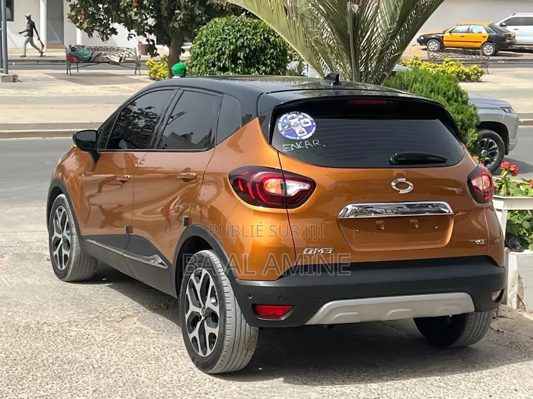 Renault Samsung QM3 1.5 Diesel FWD 2017 Orange