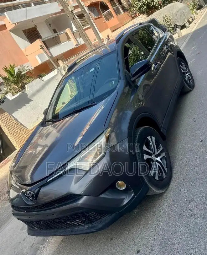 Toyota RAV4 2017 Noir