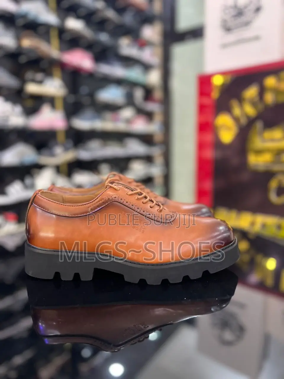 Chaussures De Ville Boss Disponibles Pointures 40 À 45 Prix 10.000