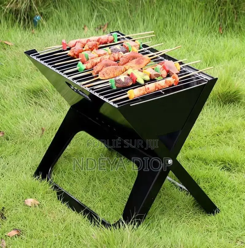 Barbecue À Charbon