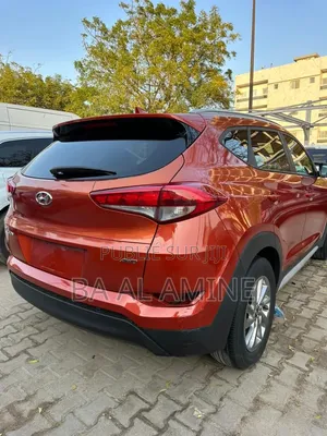Hyundai Tucson 2018 Orange