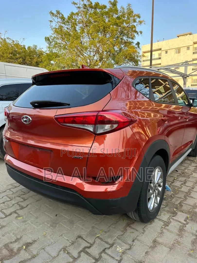 Hyundai Tucson 2018 Orange