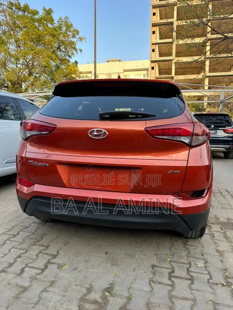 Hyundai Tucson 2018 Orange