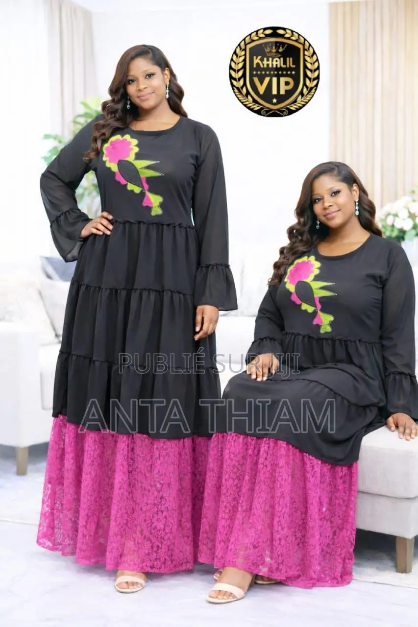 Robe Melange Tunique Et Dentelle