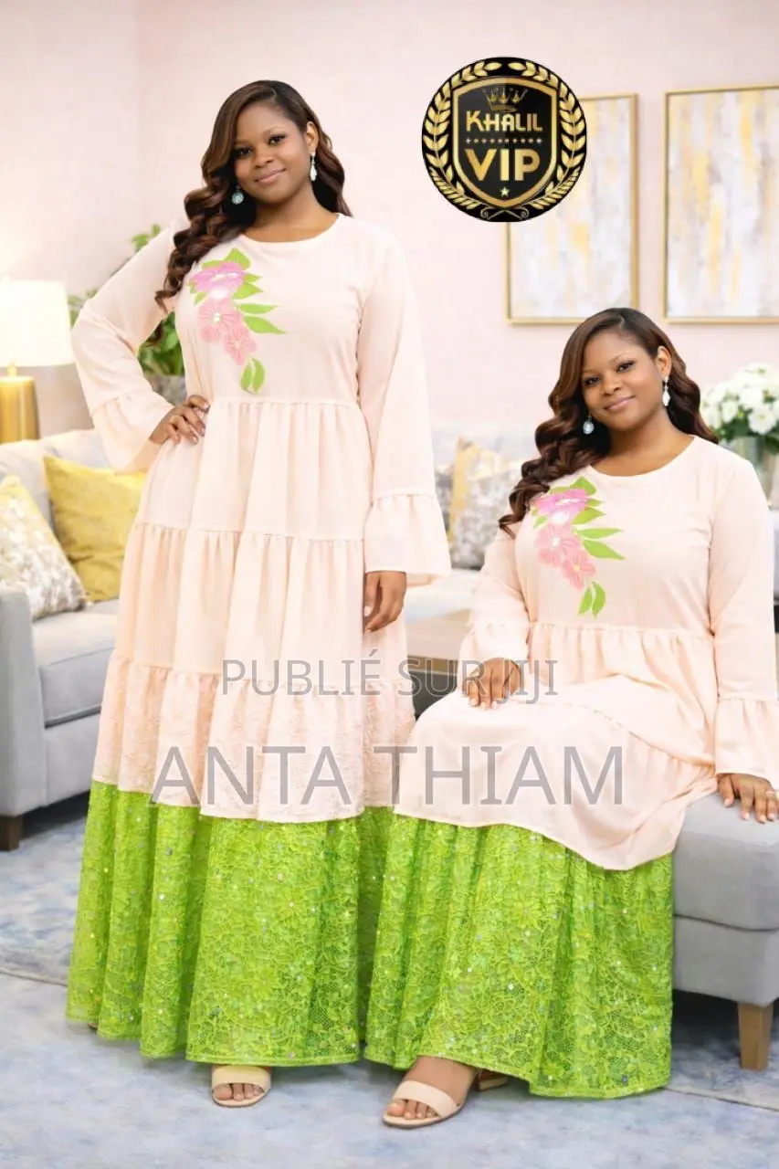 Robe Melange Tunique Et Dentelle