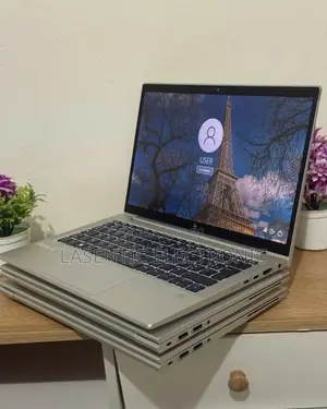 Nouveau HP EliteBook 830 G7 8GB AMD Ryzen 5 SSD 256GB