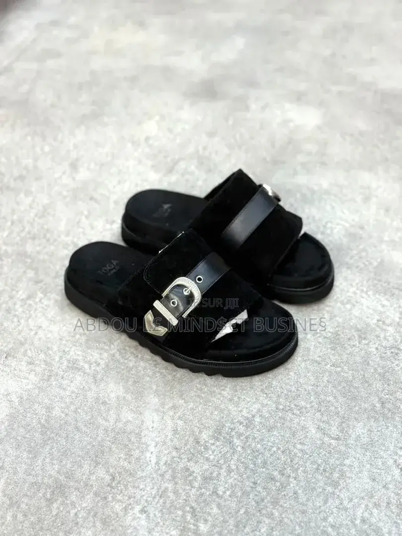 Sandal Toga Full Black Disponible