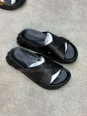 Sandal Hermes Différentes Couleurs Disponible