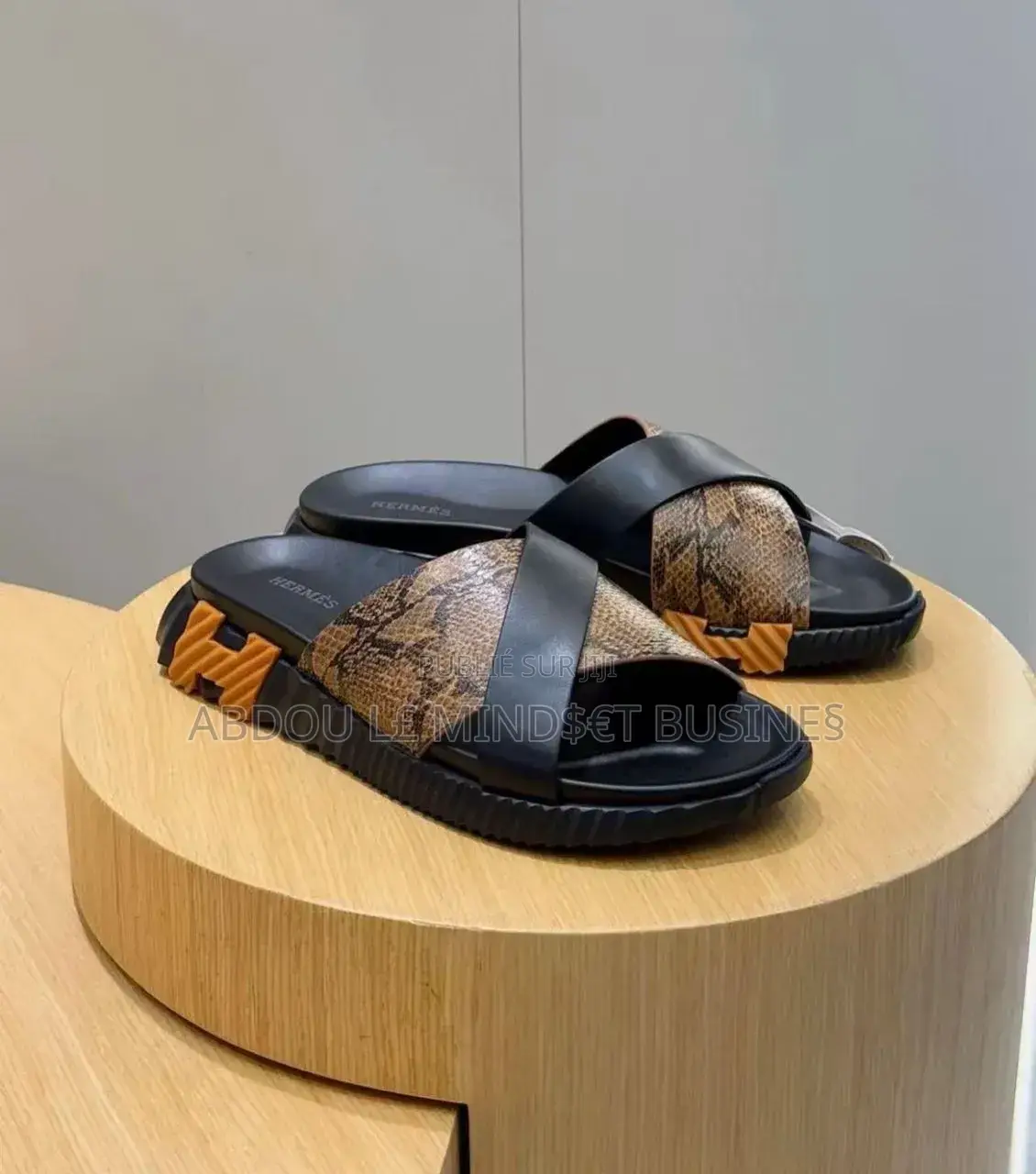 Sandal Hermes Différentes Couleurs Disponible