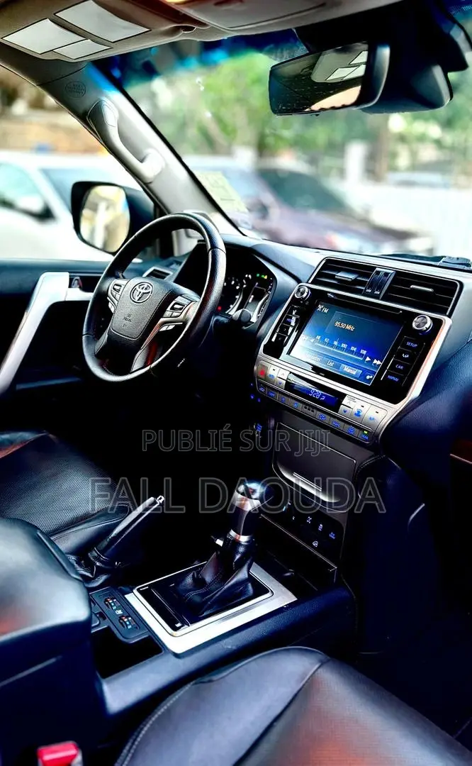 Toyota Land Cruiser Prado 2018 Blanc