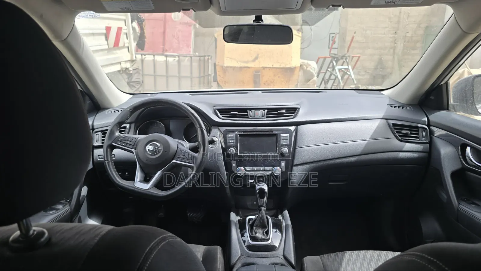 Nissan Rogue SV AWD 2018 Gris
