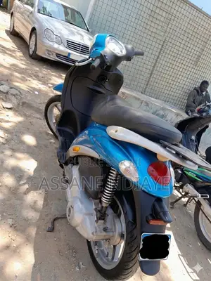 Piaggio Trotinette 2018 Bleu