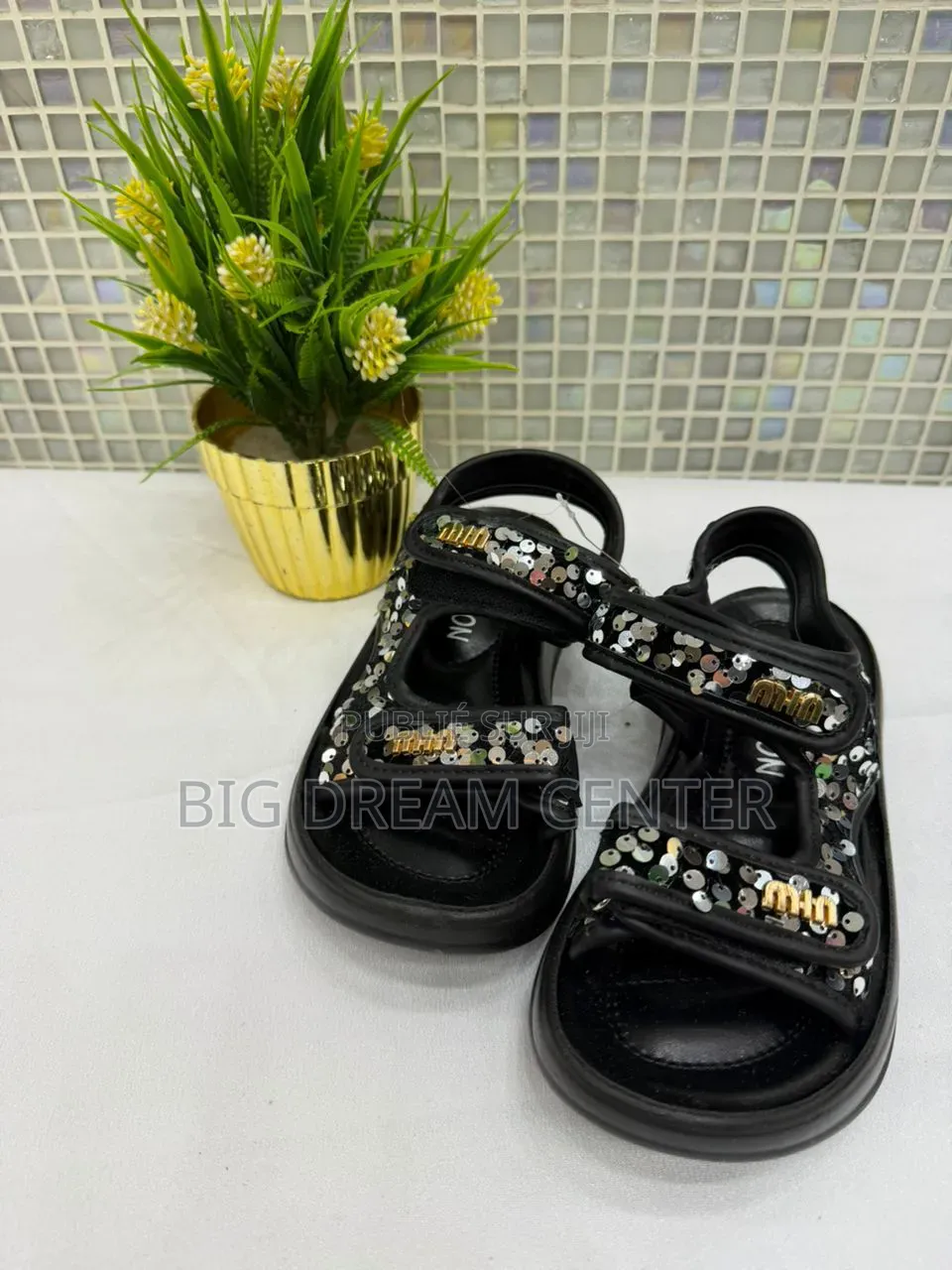 Chaussures Enfant Disponible Garçon Et Fille a Partir 3ans À 12ans