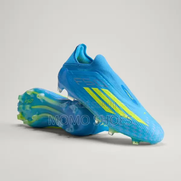 Adidas F50 – Chaussures De Football Ultra Légères Et Rapides