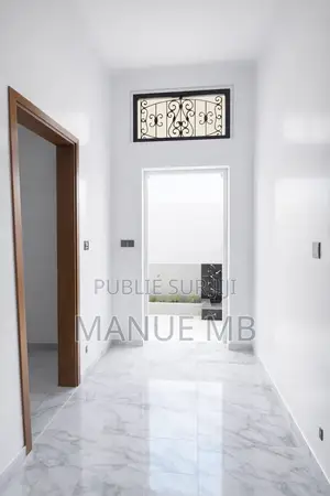 6chbre Villa dans Villas, Ndiaye à Vendre