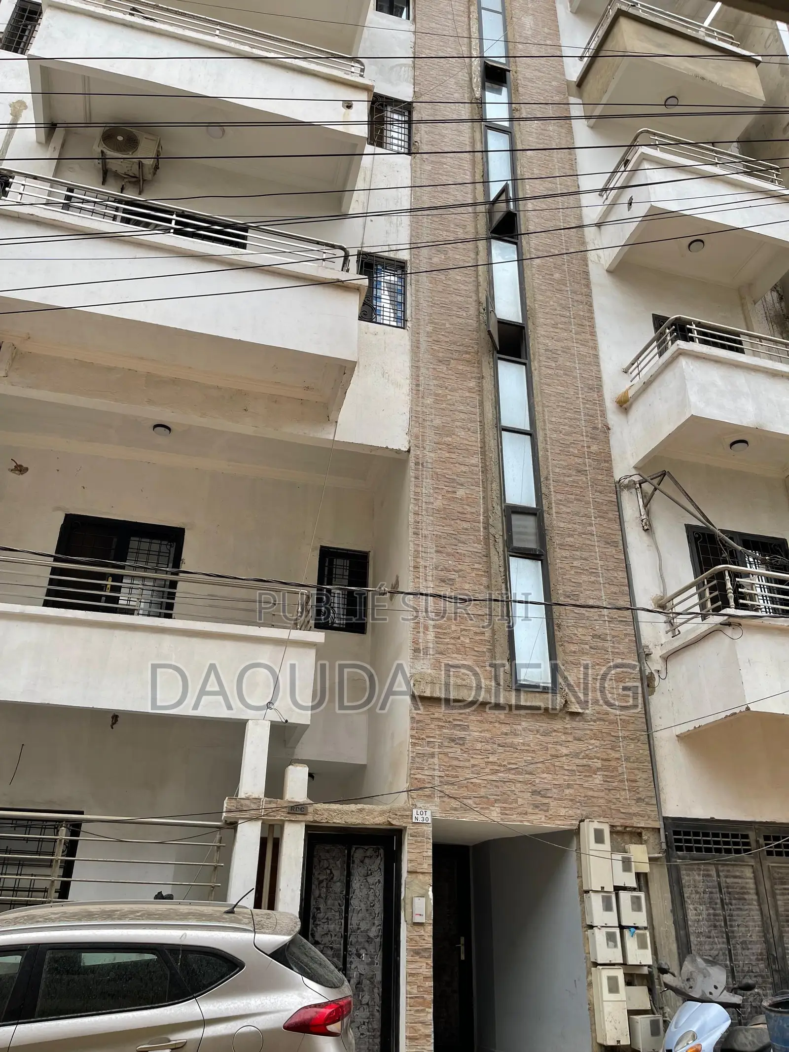 Studio dans Yoff à Vendre