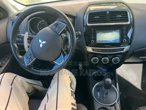 Mitsubishi Outlander 2017 Bleu