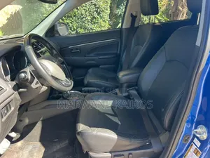 Mitsubishi Outlander 2017 Bleu
