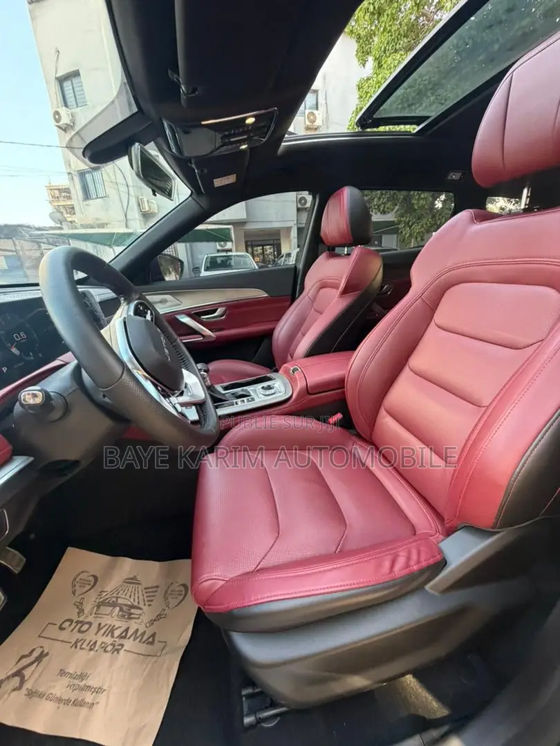 Jetour X70 Plus 2022 Noir