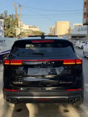 Jetour X70 Plus 2022 Noir
