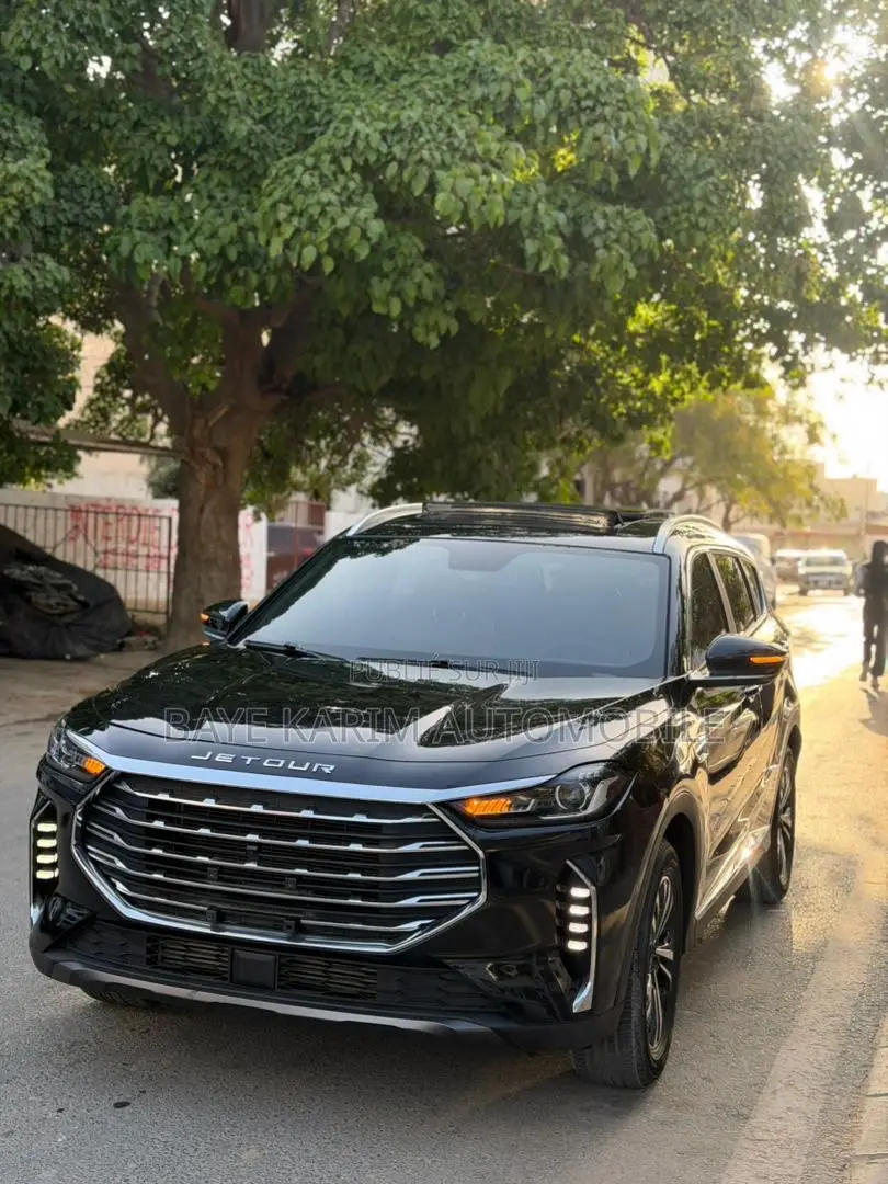 Jetour X70 Plus 2022 Noir