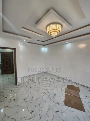 3chbre Appartement dans Location F3, Niayes à Louer