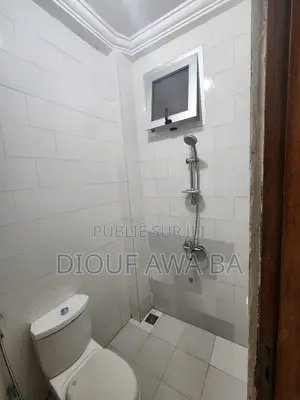 3chbre Appartement dans Location F3, Niayes à Louer