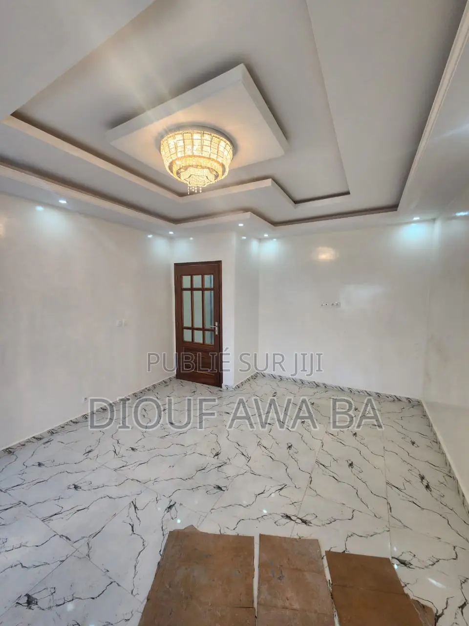 3chbre Appartement dans Location F3, Niayes à Louer