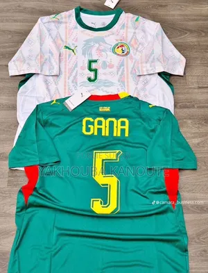 Maillots Clubs Et Équipe Nationale Disponible