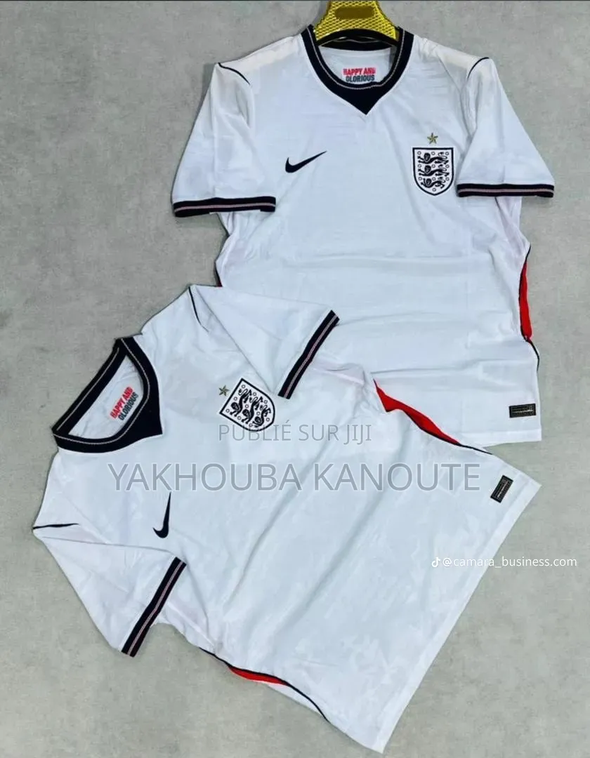 Maillots Clubs Et Équipe Nationale Disponible