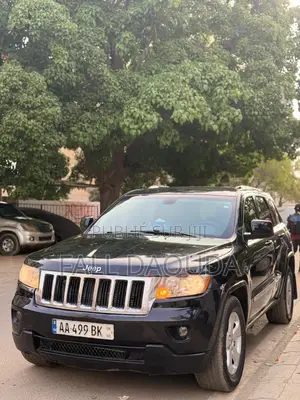 Jeep Grand Cherokee 2011 Noir