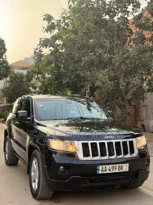 Jeep Grand Cherokee 2011 Noir