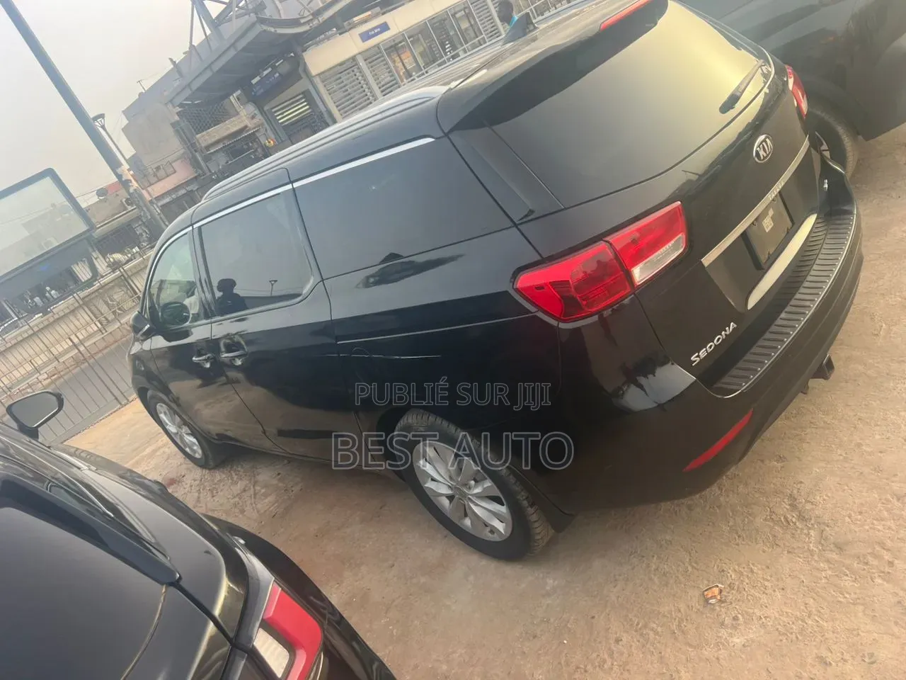 Kia Carnival 2016 Noir
