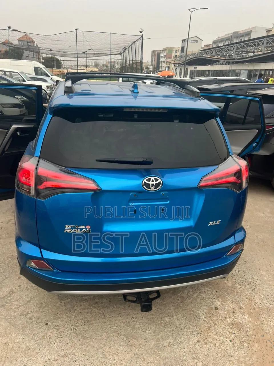 Toyota RAV4 2018 Bleu