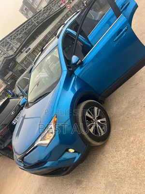 Toyota RAV4 2018 Bleu